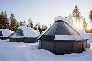 Aurora Cabin | تجهيزات عازلة للصوت وواي فاي مجانًا وملاءات أسرّة