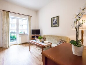 아파트, 금연 (Olymp 501) | 거실 | 평면 TV