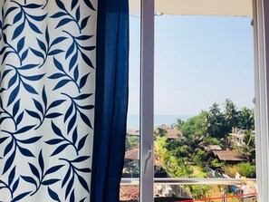 Luxury Double Room, 1 Double Bed, Bathtub, Sea View