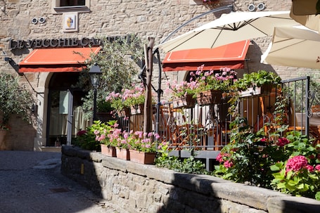 Front of property. Le Vecchie Cantine