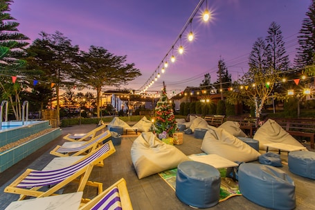 Dinner served, Thai cuisine