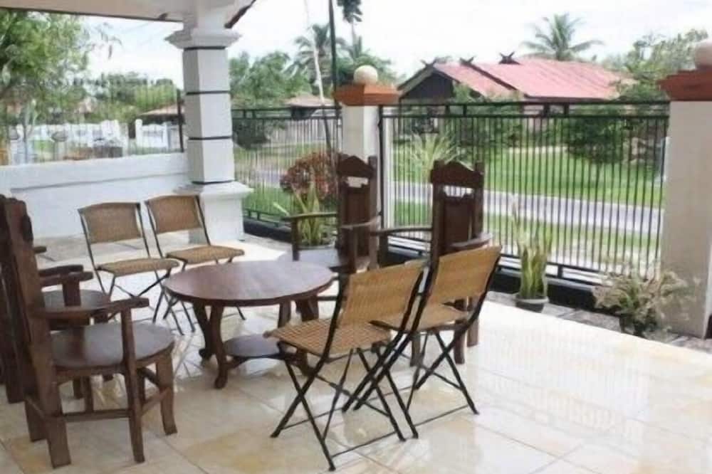 Avicenna Hotel