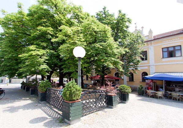 Property grounds - Hotel Zvezda (Murska Sobota)