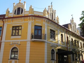 Front of property - Hotel Zvezda (Murska Sobota)