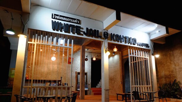 Terrace/patio - White Jail Hostel (Koh Tao)