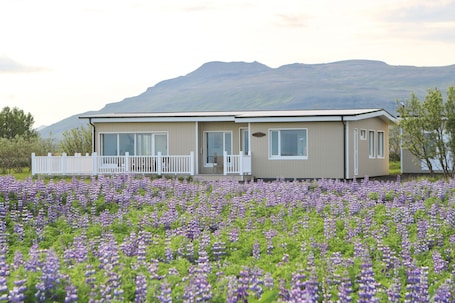 Exterior. Lynghagi House - Lava Water