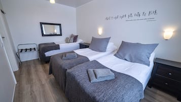 Casa familiar, 4 habitaciones, cocina, vista a la montaña | 4 habitaciones, escritorio, insonorización y cunas gratuitas