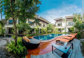 Sundeck