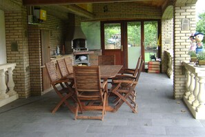 Terrace/patio - B&B Le Castillon (La Louvière)