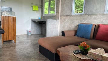Bungalow Sea View with Balcony | Coin séjour