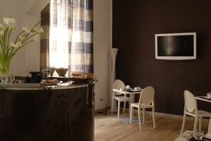 Café - Suite 70 Luxury B&B (Reggio Calabria)