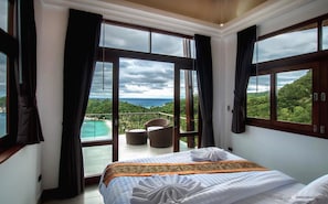 Villa panorámica, 3 habitaciones, cocina, vista a la playa (Eleadora) | 1 habitación, caja de seguridad en la habitación y escritorio