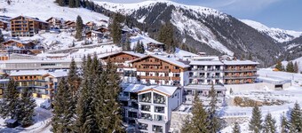 Ursprungs Panorama Hotel Königsleiten