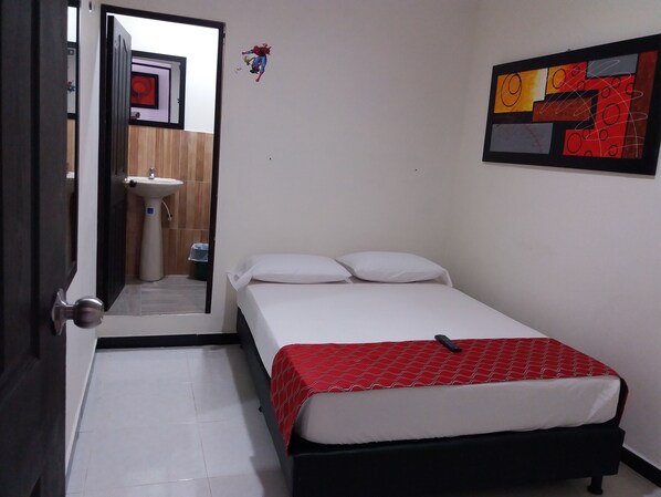 Iron/ironing board, free WiFi