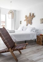 Deluxe Family Suite | 1 bedroom, Egyptian cotton sheets, premium bedding, down comforters