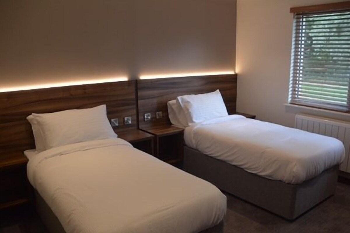 Twin Room, Ensuite