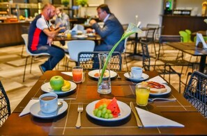 Gratis morgenmadsbuffet hver dag