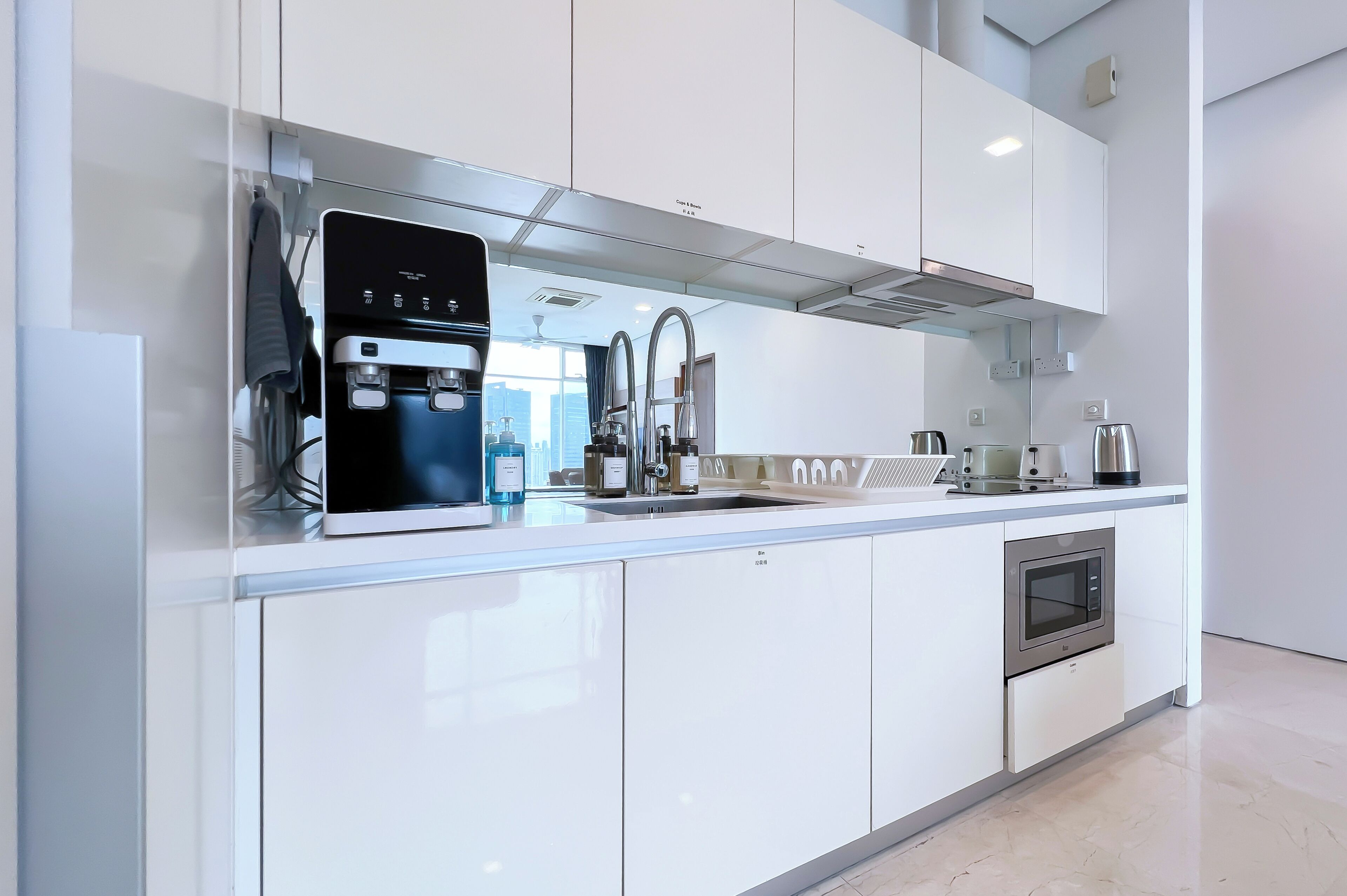 Fridge, microwave, stovetop, coffee/tea maker