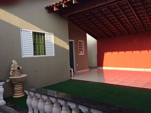 Property entrance - Casa de Temporada Renascer (Olímpia)