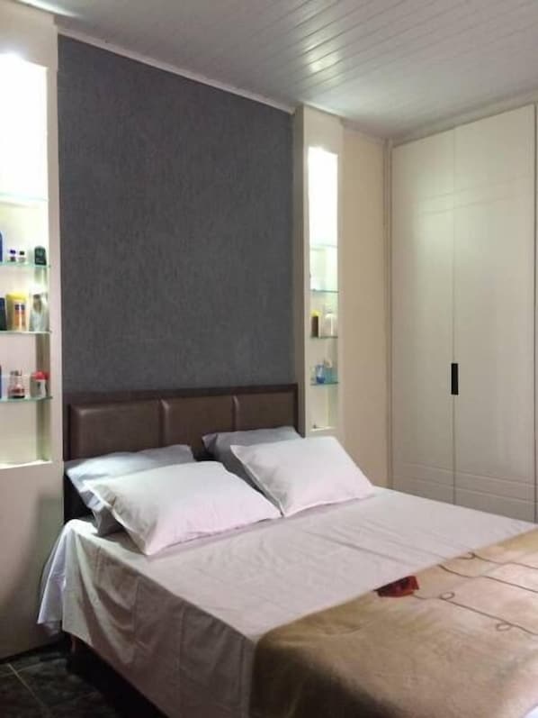 House, 2 Bedrooms