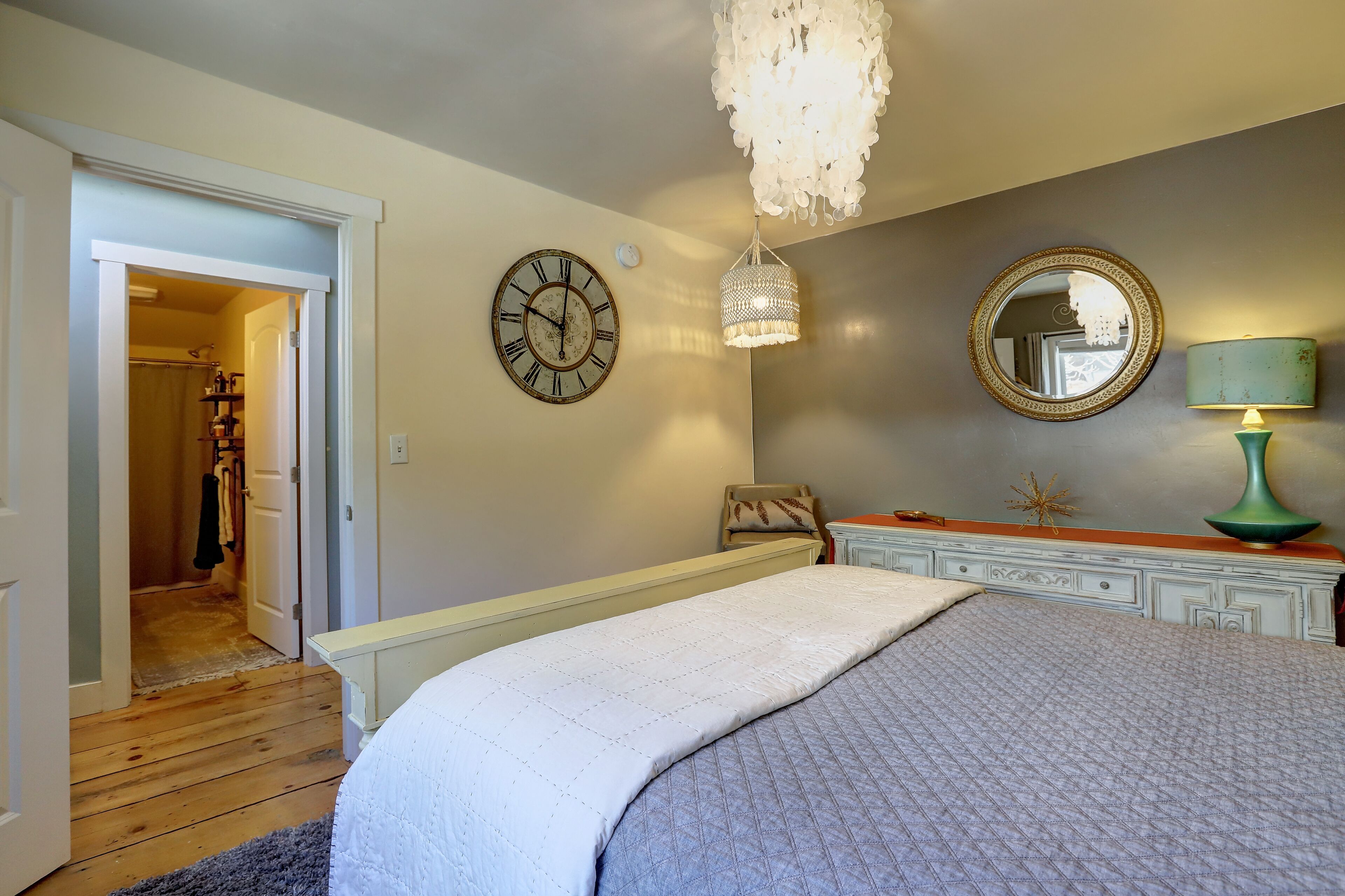 house | iron/ironing board, free wifi, bed sheets