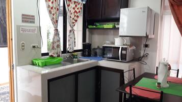 Mini fridge