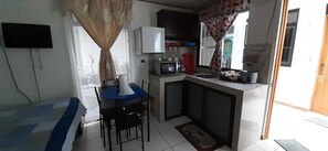 Desk, free WiFi - Villa Los Tres Chepes (Golfito)