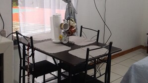 Standard Quadruple Room, Multiple Beds, Non Smoking, Kitchen | Private kitchenette - Villa Los Tres Chepes (Golfito)