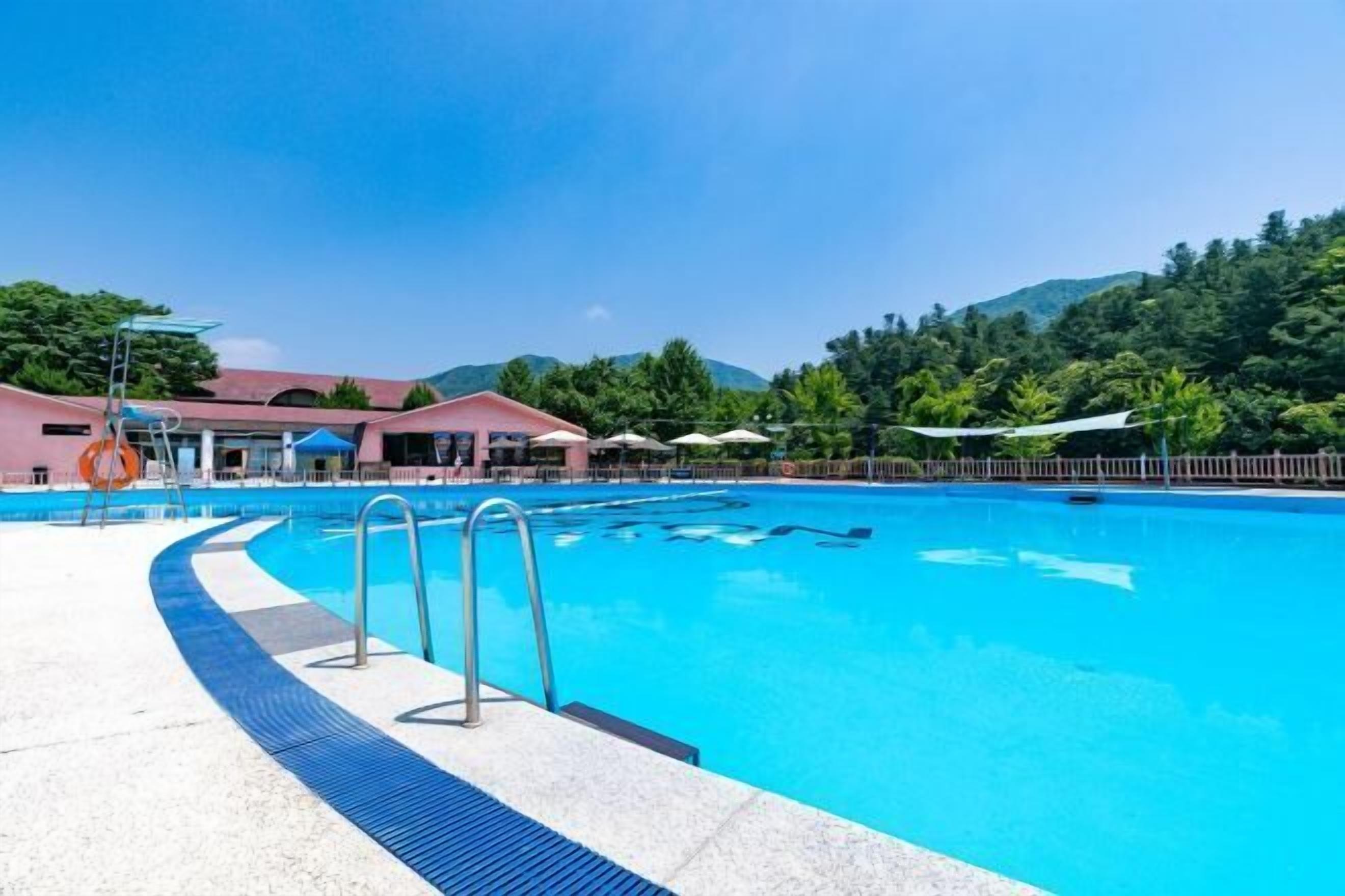 Piscina al aire libre