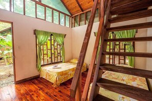 Standard Quadruple Room, Multiple Beds