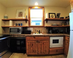 Fridge, microwave