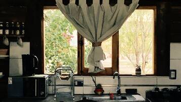Kabin, 3 kamar tidur | Dapur pribadi | Lemari es besar, microwave, dan ketel listrik
