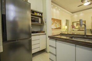 Basic Apartment, 2 Bedrooms | Private kitchen