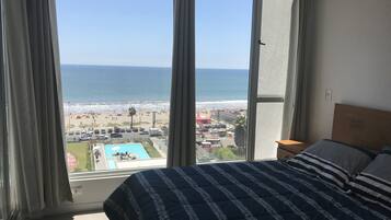 Departamento familiar, 2 habitaciones, para no fumadores, frente al mar | Vista desde la habitación