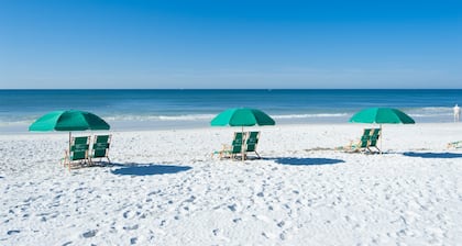 Direct Beachfront Condo with pool