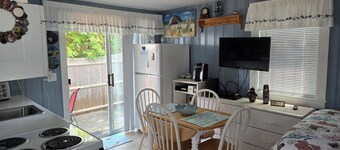 Cozy studio only 3/10 of a mile from Nantucket Sound, Free WIFI