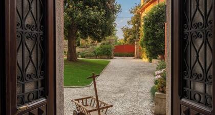 Villa for short term rental in the Lake Como region.