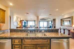 Interior - Luxurious Resort Penthouse With Amazing Ocean Views! (Puerto Peñasco)