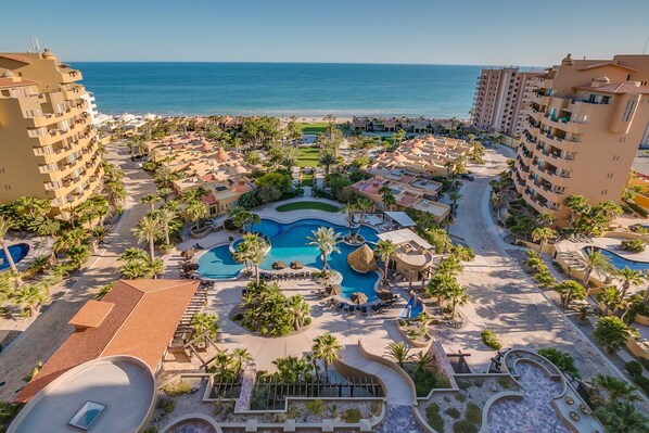 Exterior - Luxurious Resort Penthouse With Amazing Ocean Views! (Puerto Peñasco)