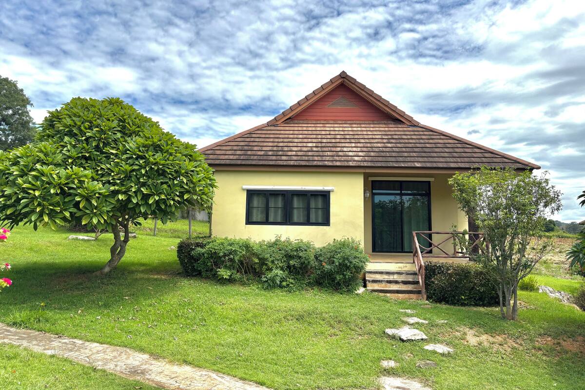 Superior Panorama with Balcony | 遮光窗帘、免费 WiFi