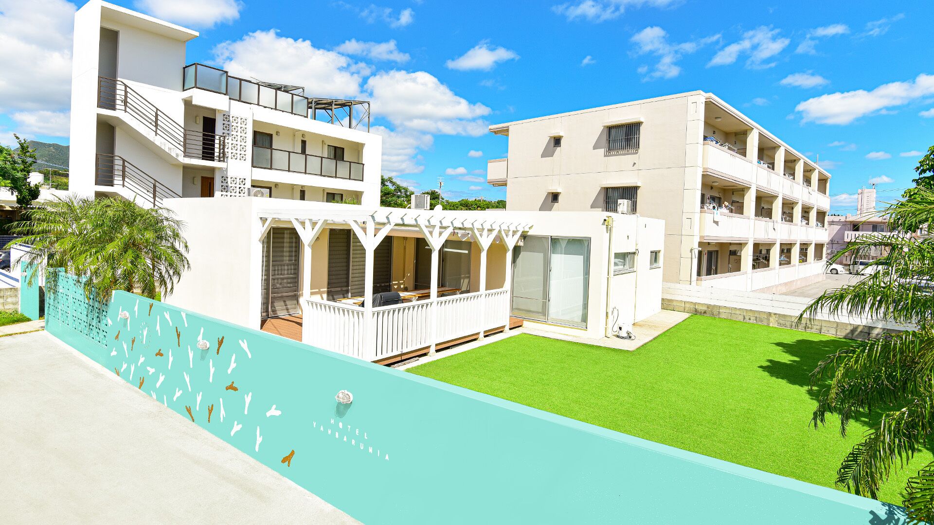 Hotel Yanbarunia