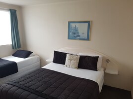 Family Suite, 2 Bedrooms (Large) | Premium bedding, iron/ironing board, free WiFi, bed sheets