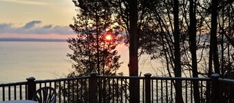 Serenity Zen House on Seneca Lake - Pet Friendly