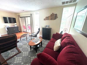 Smart TV, DVD player, table tennis, books