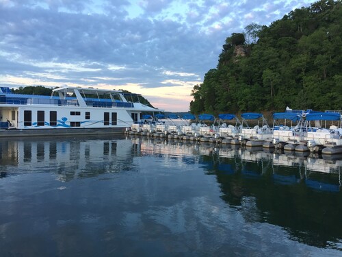 🍎APPLE VALLEY RESORT🛟Lake Cumberland Condo closest to Wolf Creek Dam & Park!⚓️