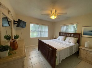 3 habitaciones, escritorio, tabla de planchar con plancha y wifi 