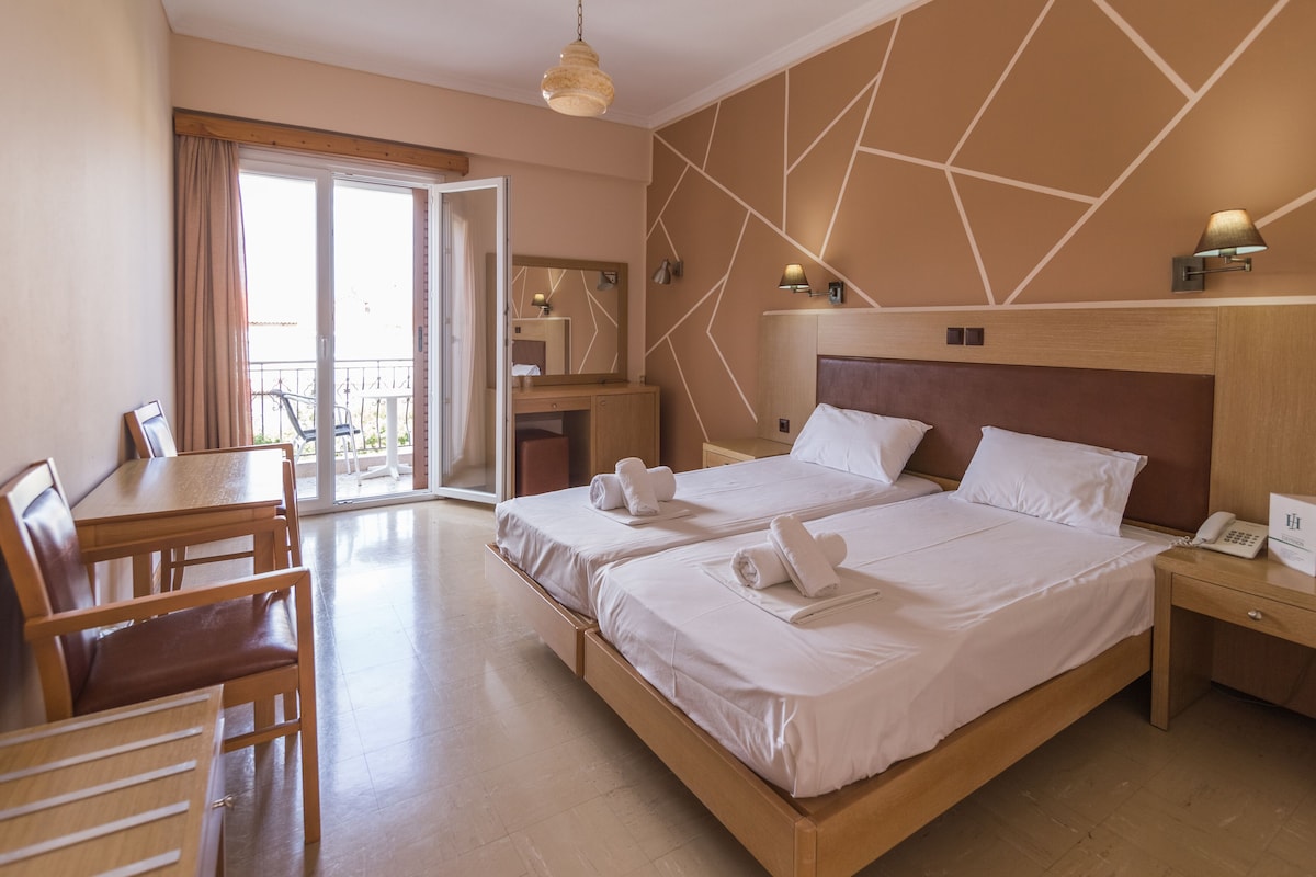 Camas con pillow-top, tabla de planchar con plancha y wifi gratis 