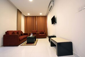 TV - Star Emirates Suites (Salalah)