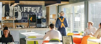 賈貝克布呂赫亞宜必思快捷飯店