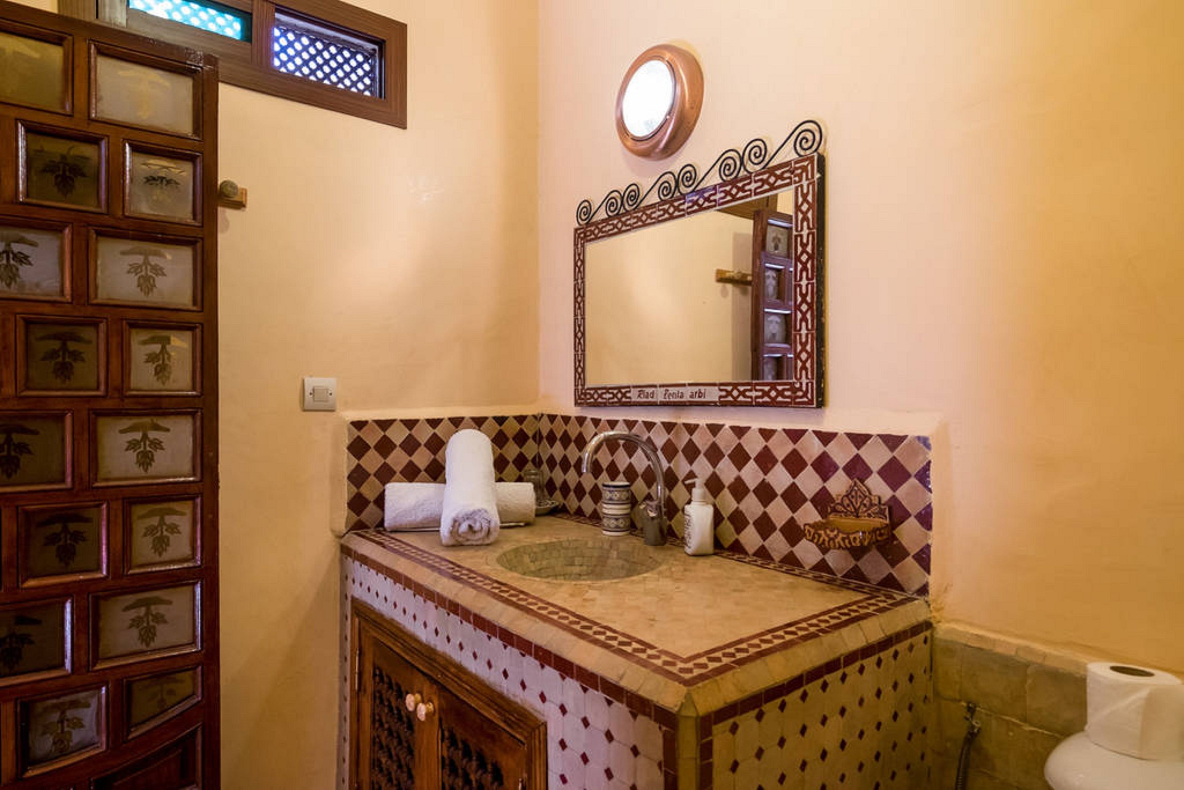 Photo - Riad Les Chrifis Navette Aéroport 24 sur 24